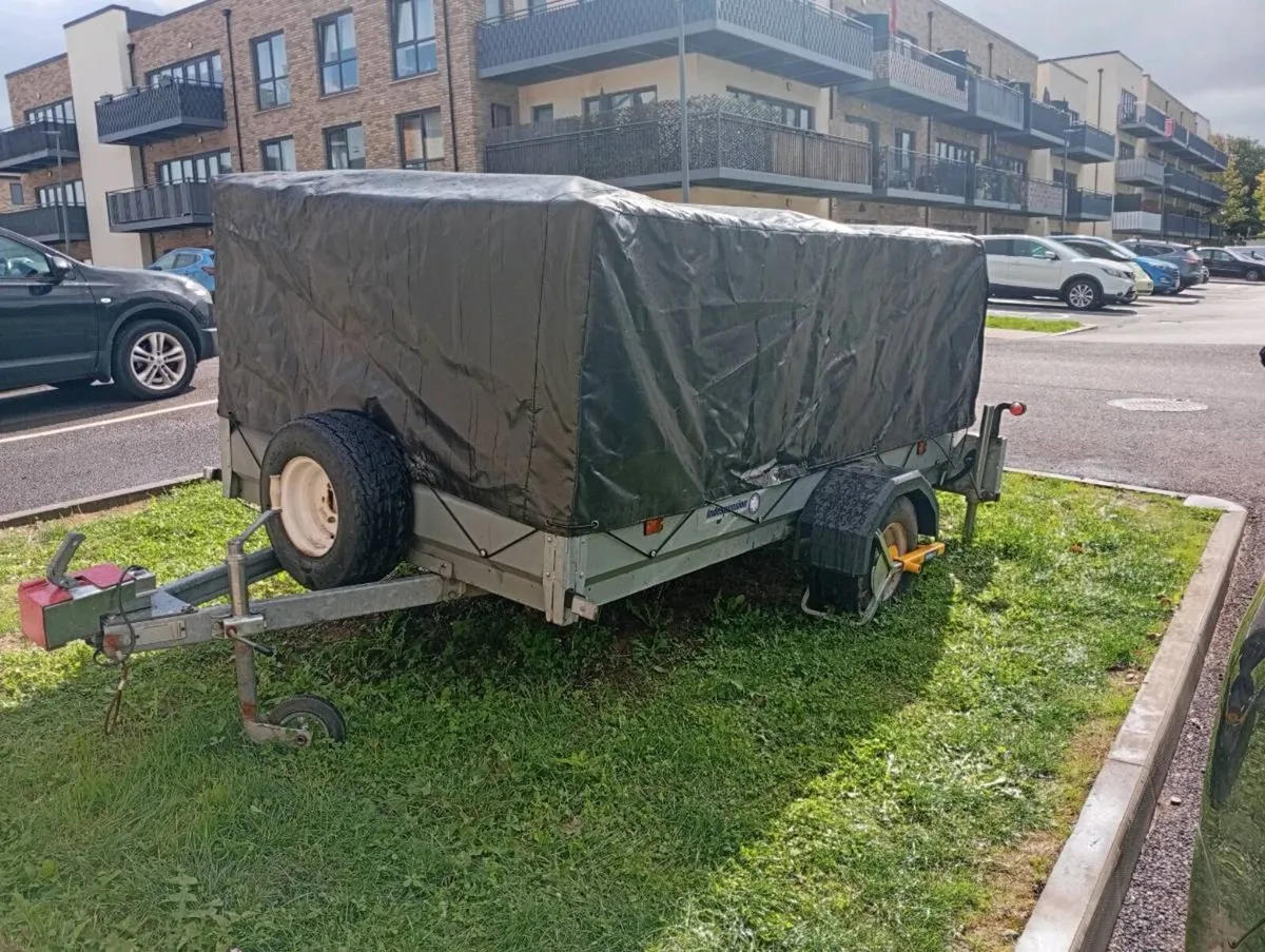 8×5 Indespension box trailer - Image 3