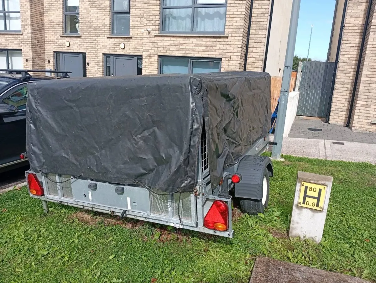 8×5 Indespension box trailer - Image 4