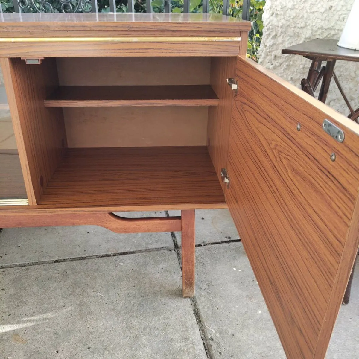 Mid Century Retro Sideboard - Image 4