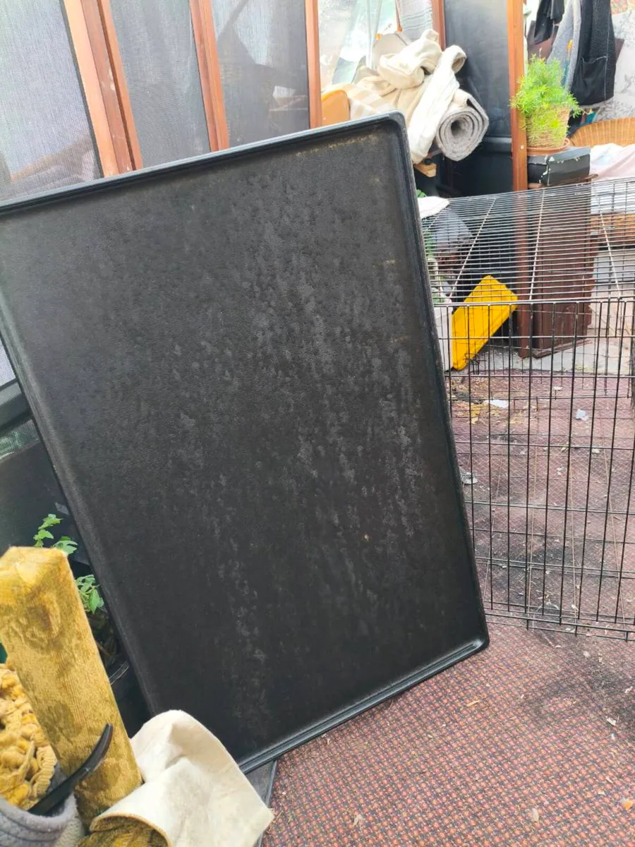 Cage 4 ft by 3 ft by 3 ft like new ,85 euro - Image 2