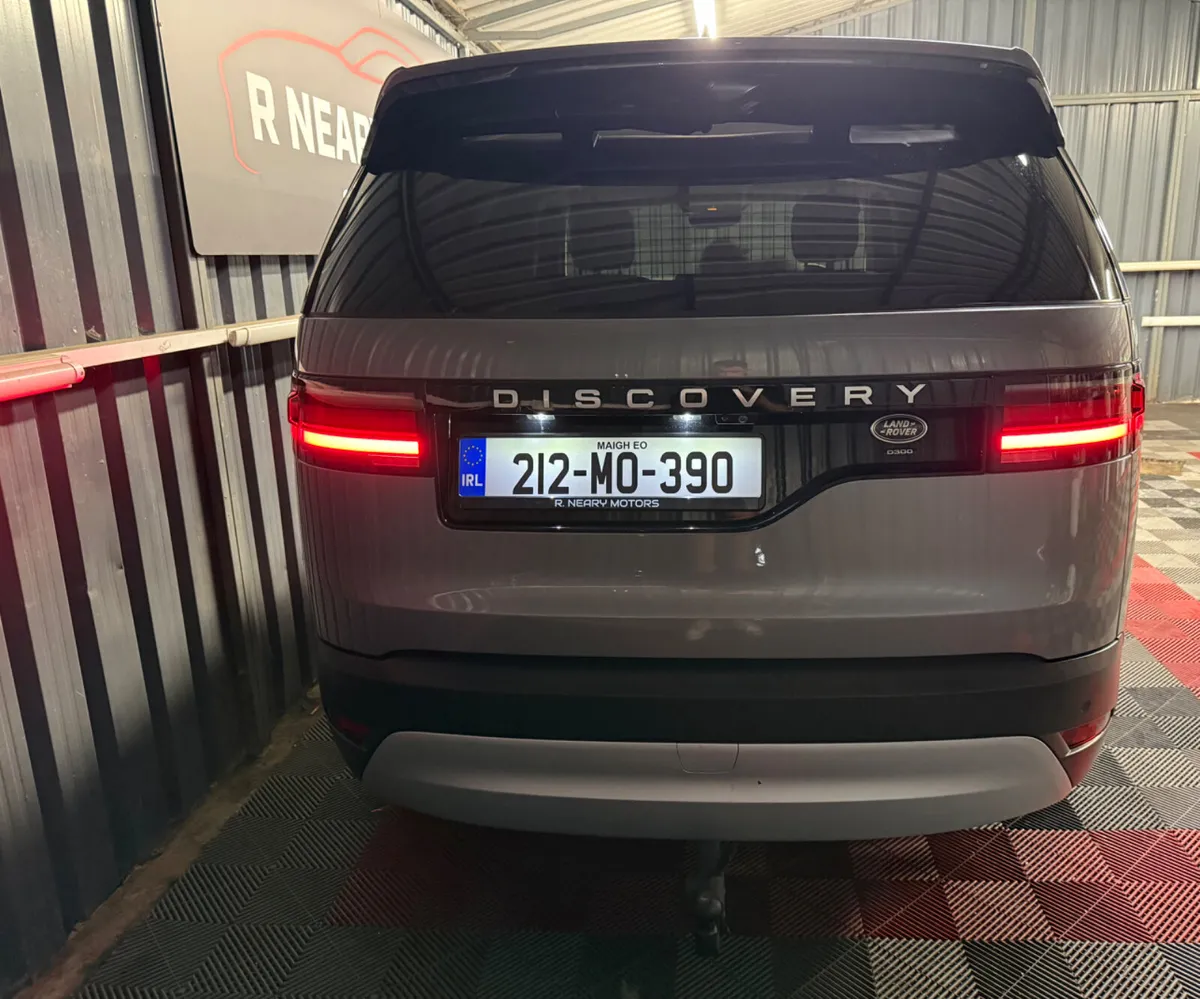 2021 212 Land Rover Discovery 2 Seat HSE VAT INC - Image 2