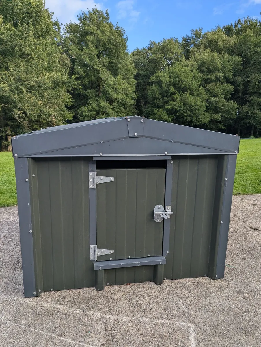 Dog Kennel - Insulated - Image 1