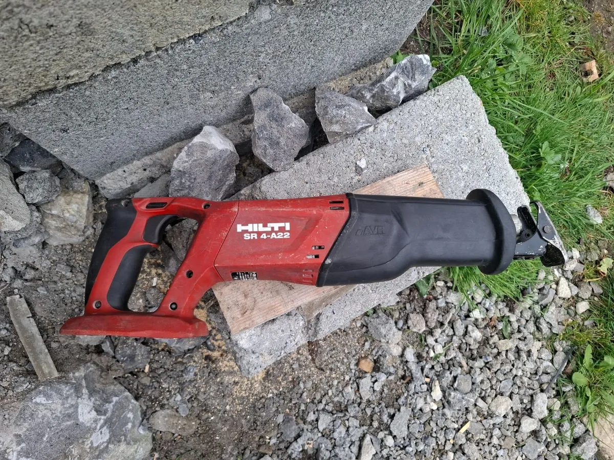 HILTI SR 4 A-22  SAW - Image 4