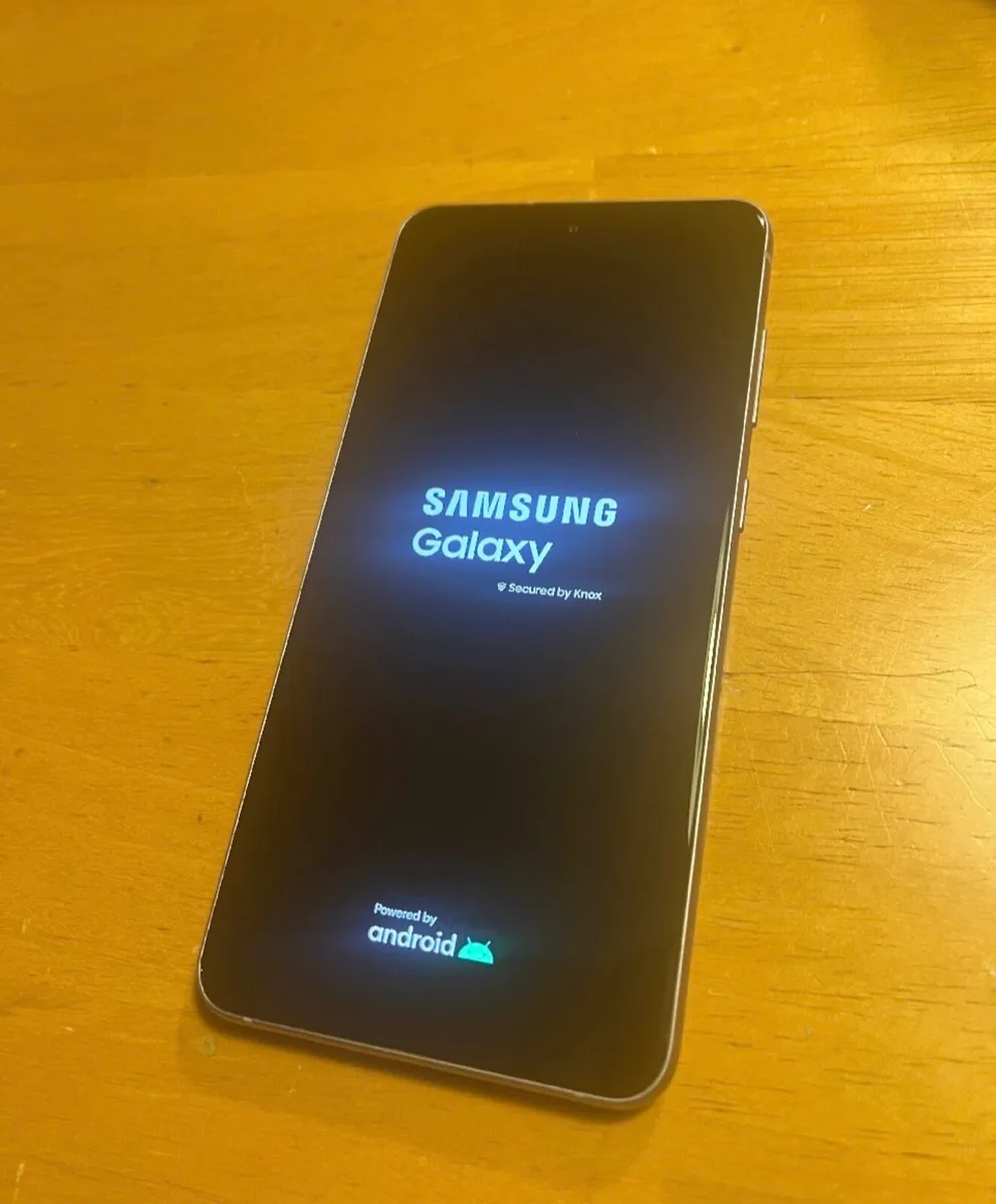 Samsung S21 128gb Great Condition Dual Sim Mobile - Image 4