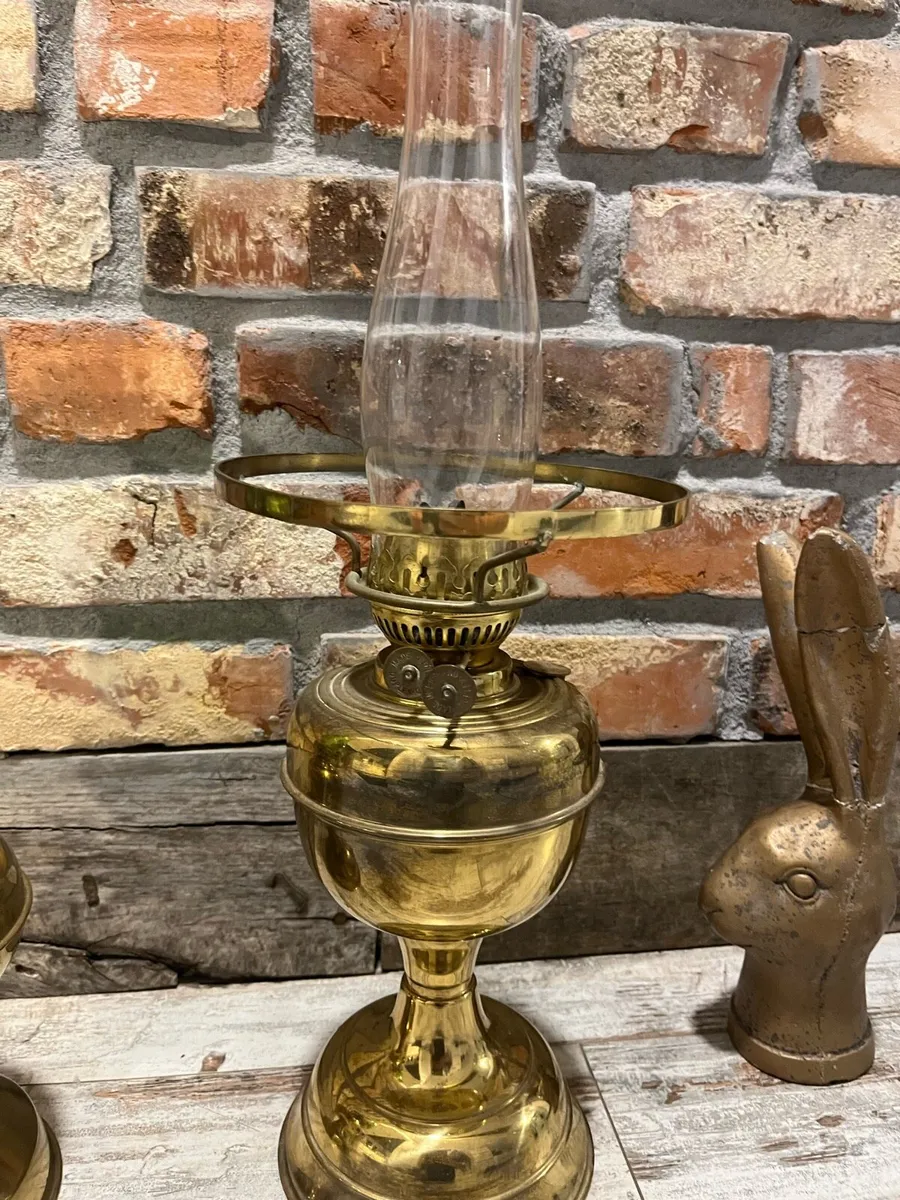 Vintage oil lamp - Image 2
