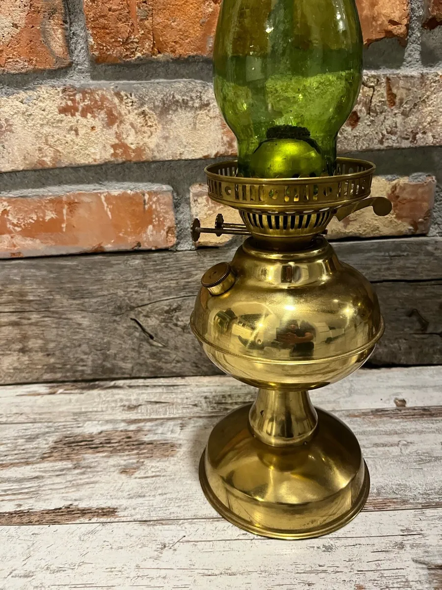 Vintage oil lamp - Image 3