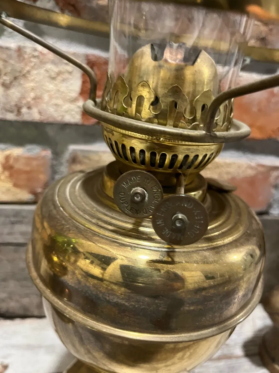 Vintage oil lamp - Image 4