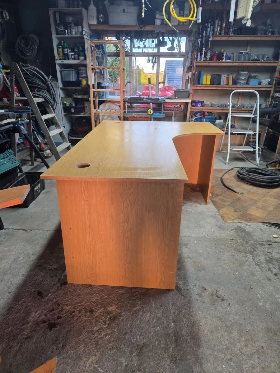 Office Desk - Image 4