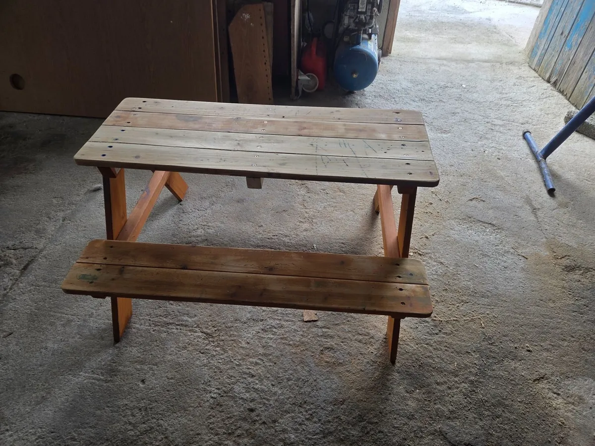 Kids Picnic Table - Image 4