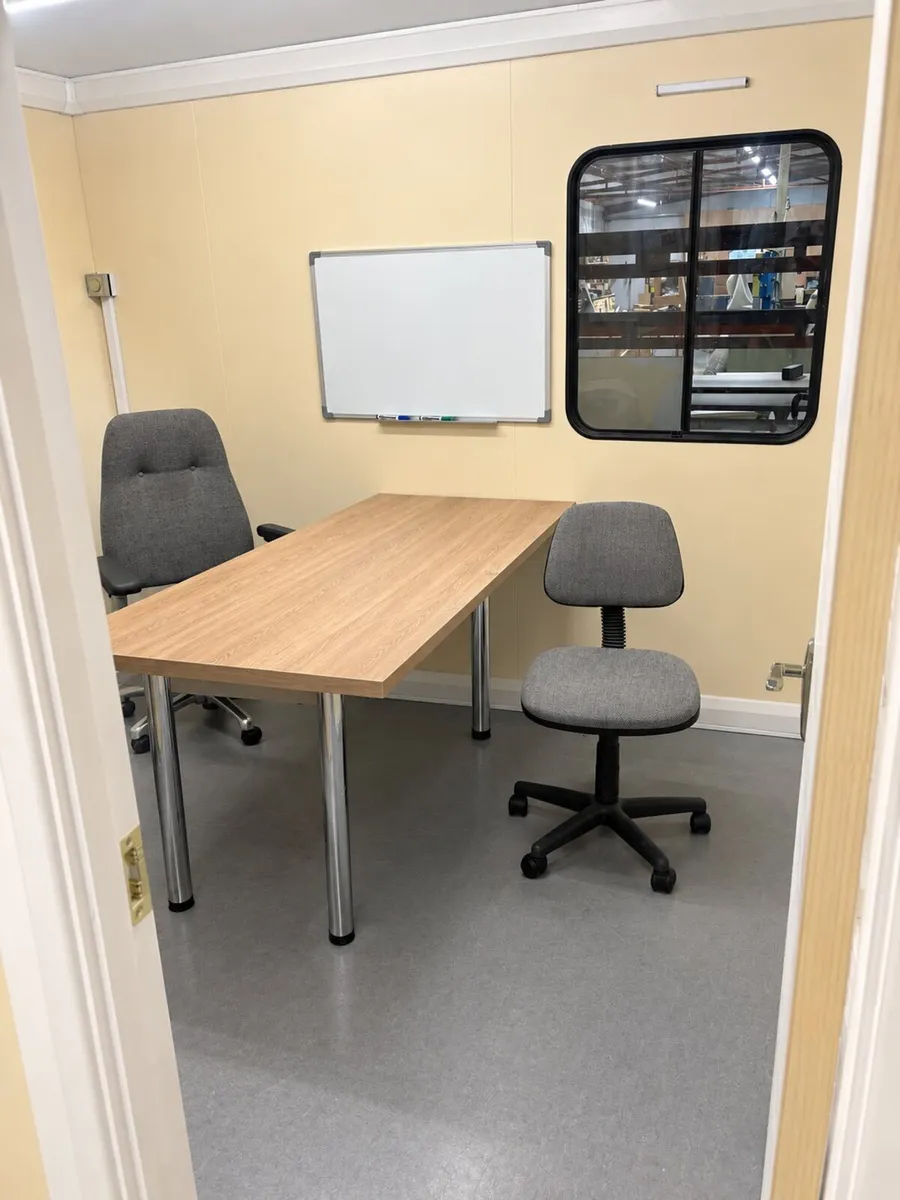 24ft Office/ canteen container cabin - Image 3