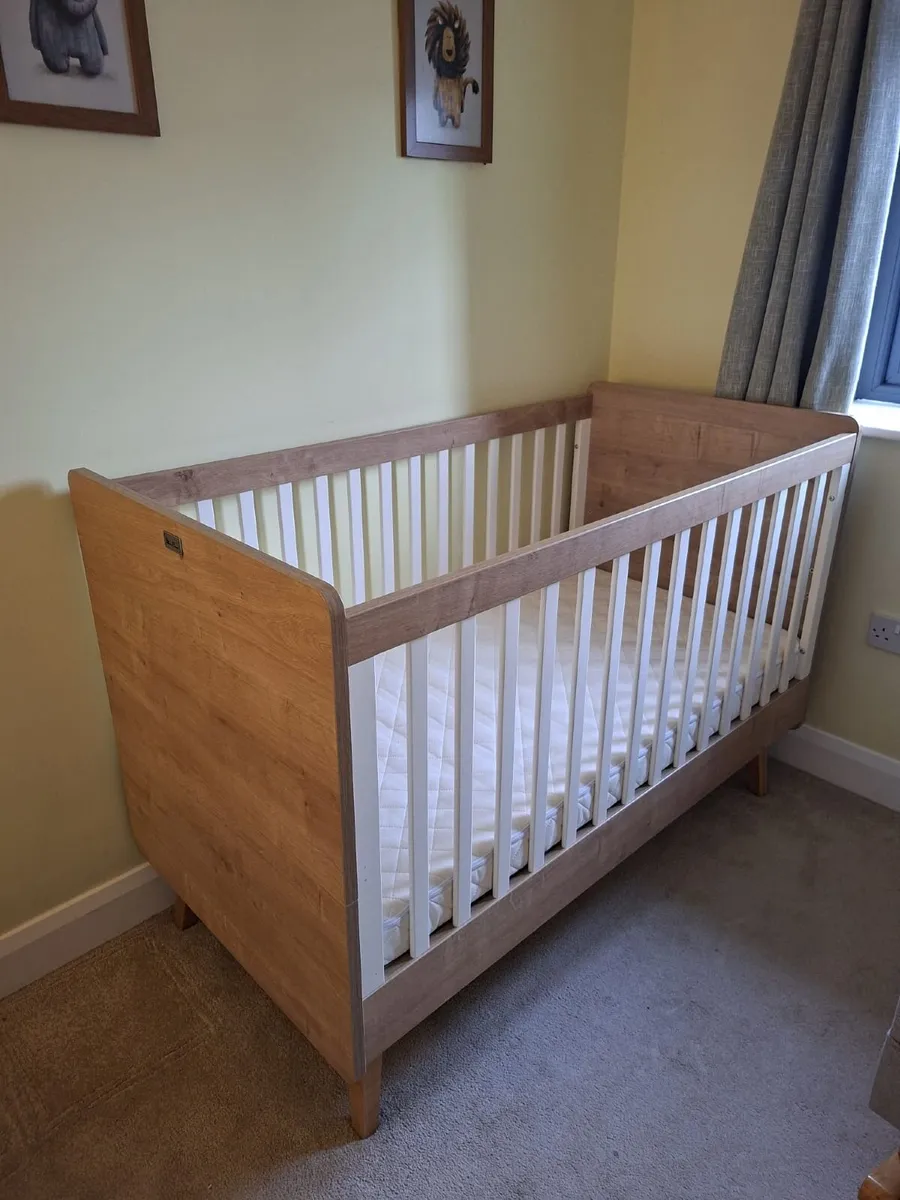 Cot bed (converts to toddler) + Mattress - Image 1