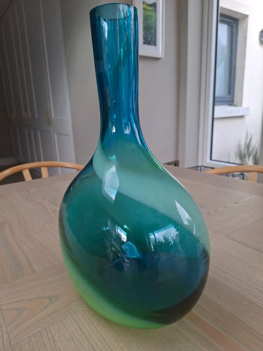 Evolution Waterford Skydiver Glass Vase. Blue gree - Image 2