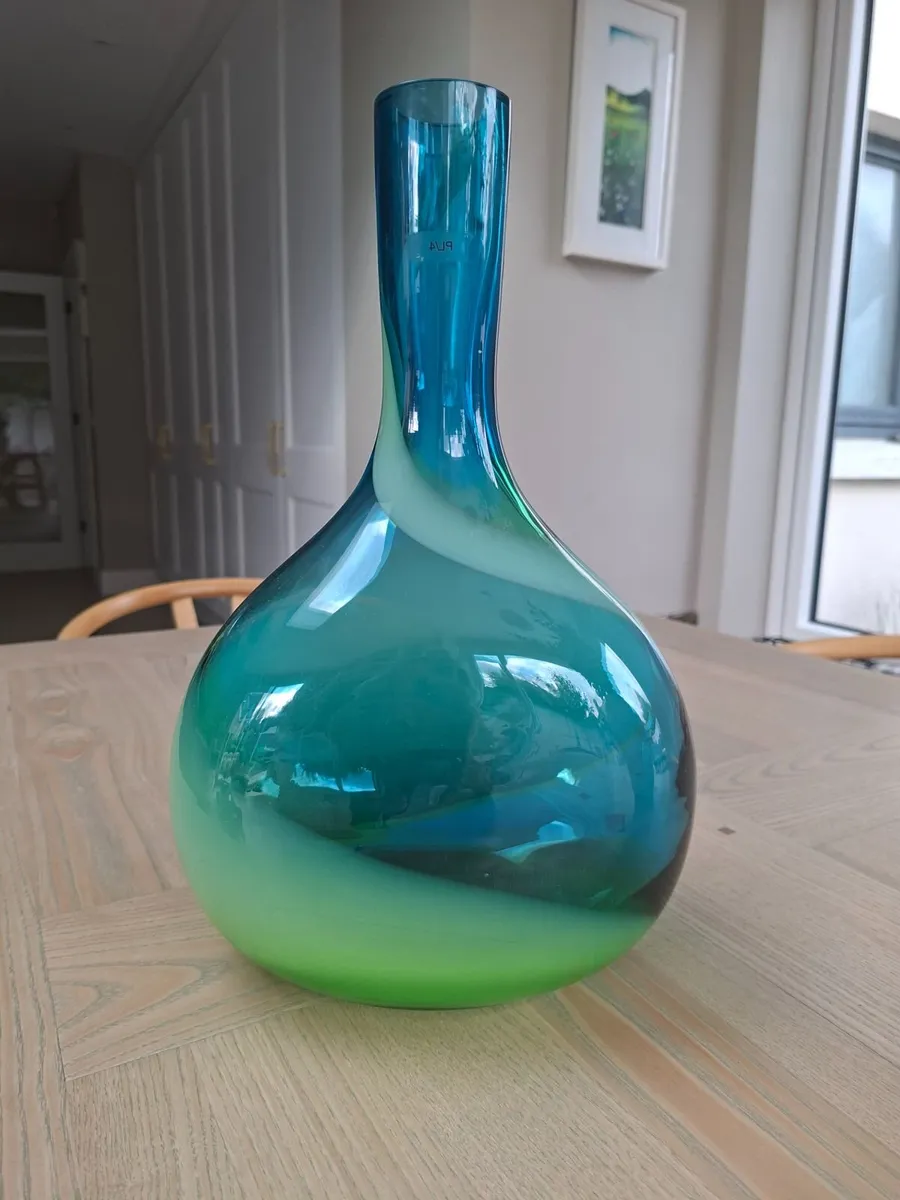 Evolution Waterford Skydiver Glass Vase. Blue gree - Image 3