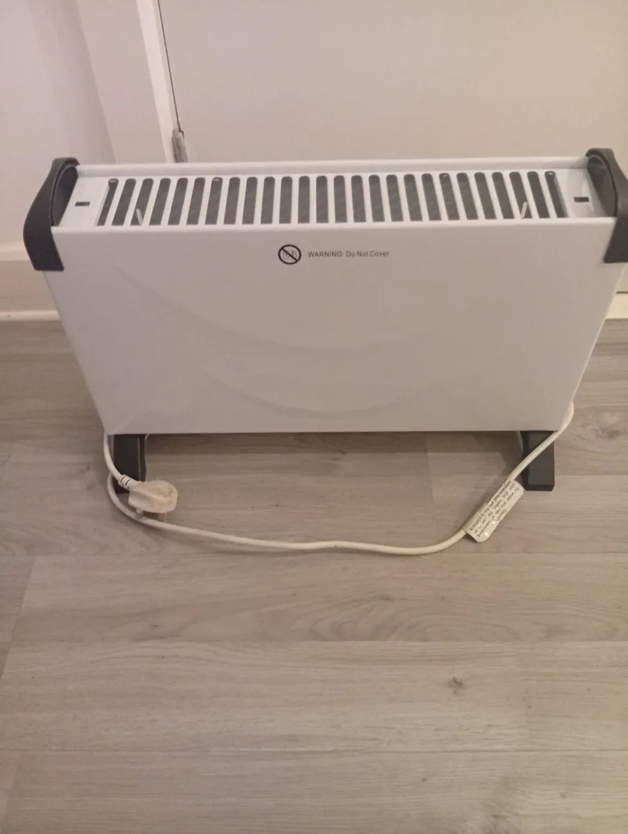 Convector Heater 2kw 3months old - Image 1