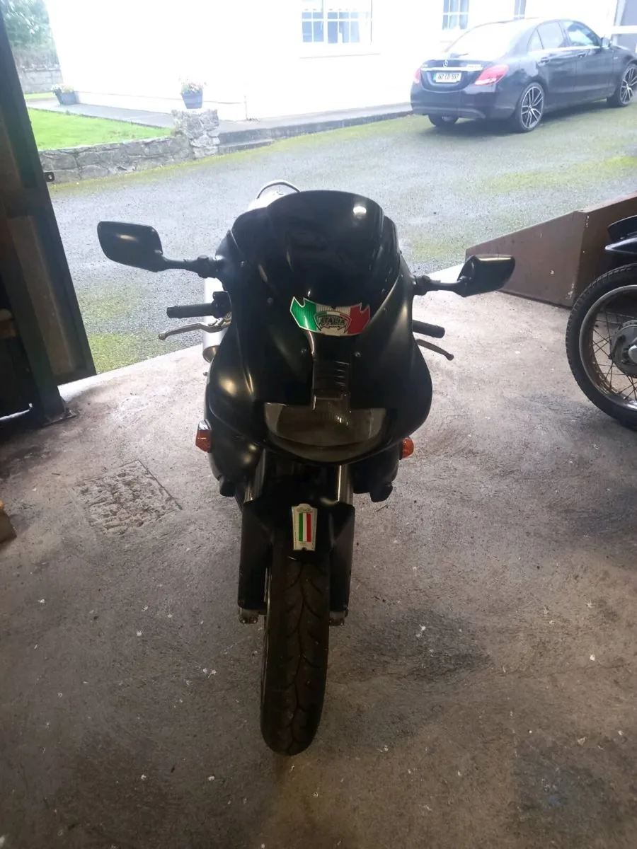 Motorcycle - Image 4