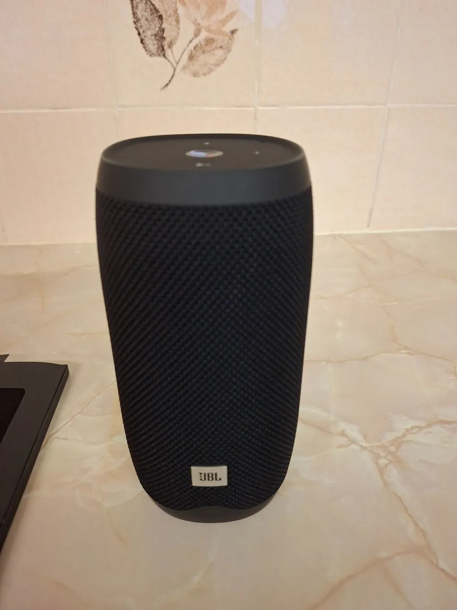 JBL portable speaker - Image 1