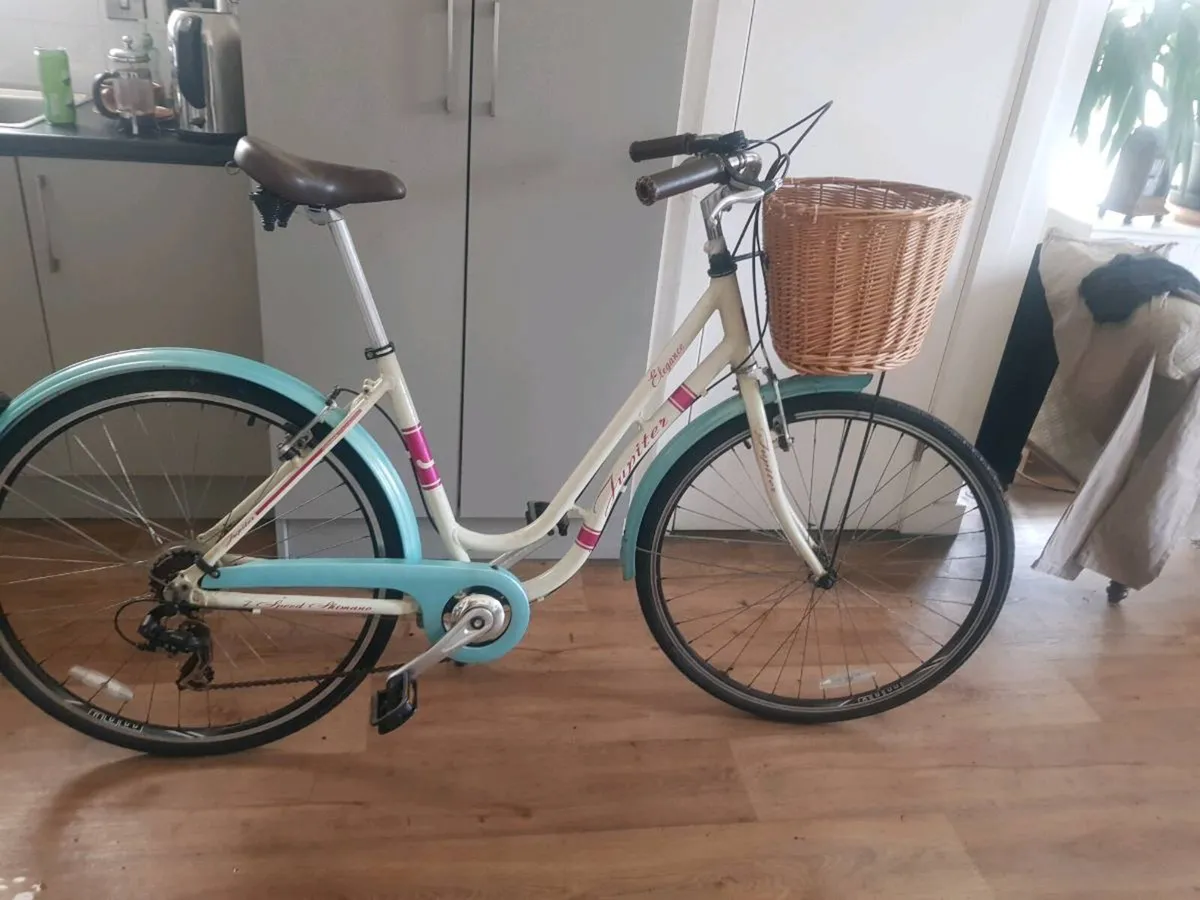 Ladies city bike - Image 2