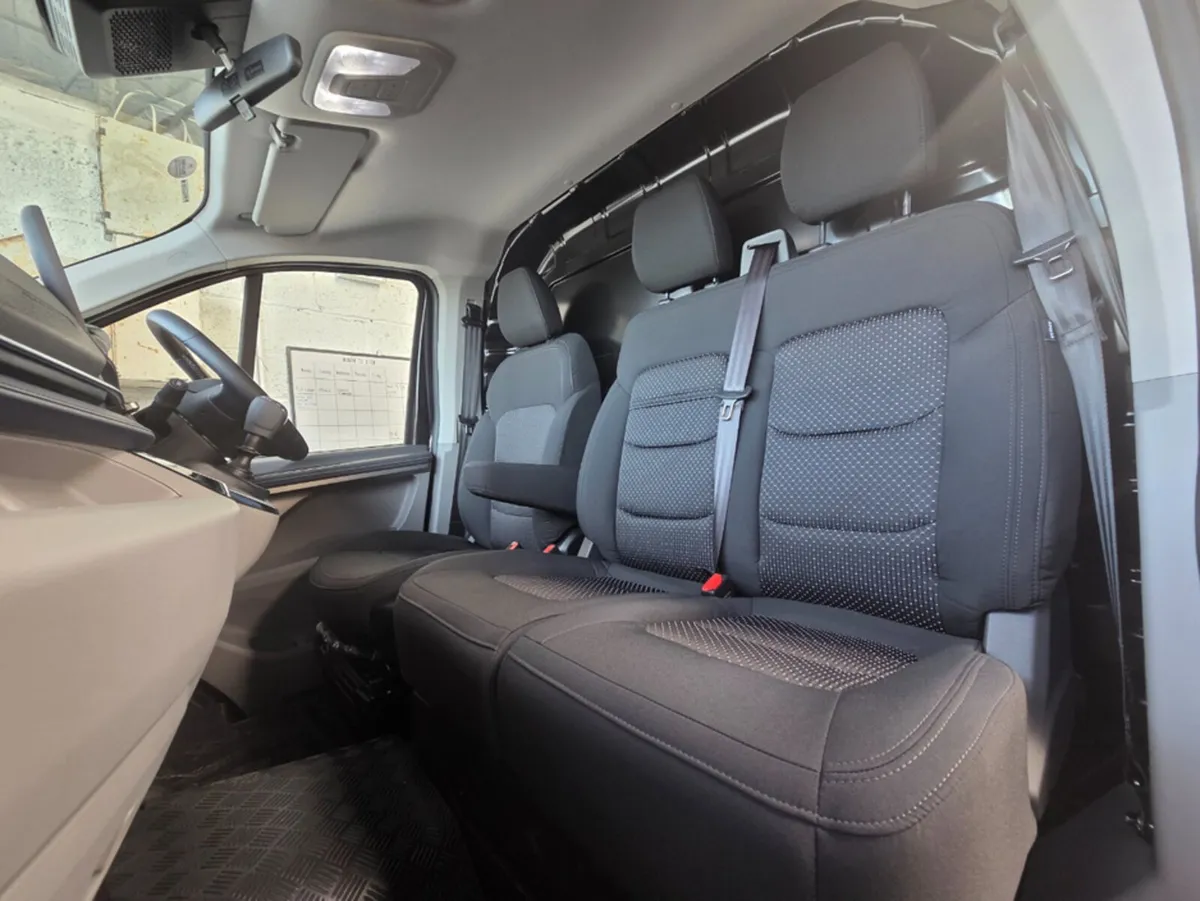 Maxus DELIVER 7 LUX 2.0 DIESEL 150BHP - Image 4