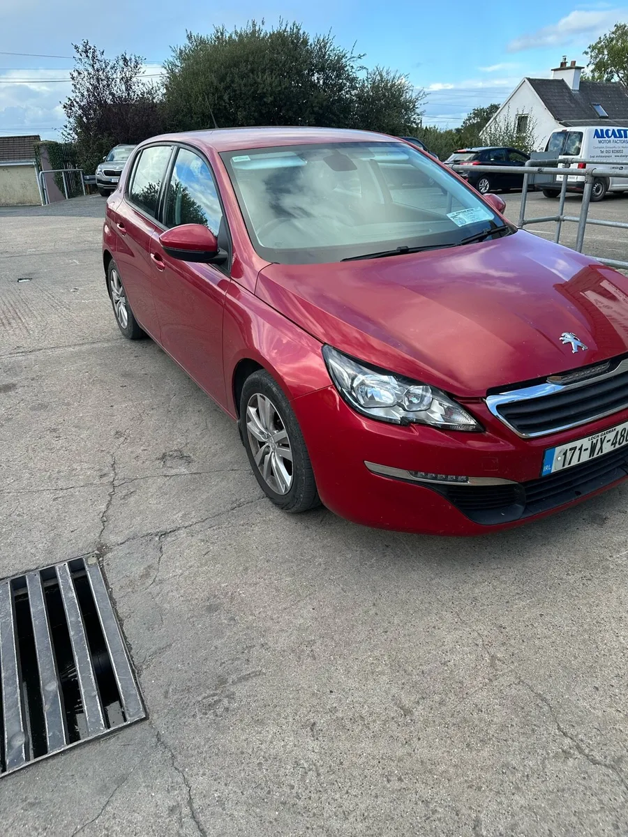 2017 Peugeot 308 diesel ( NOT DAMAGED) - Image 2