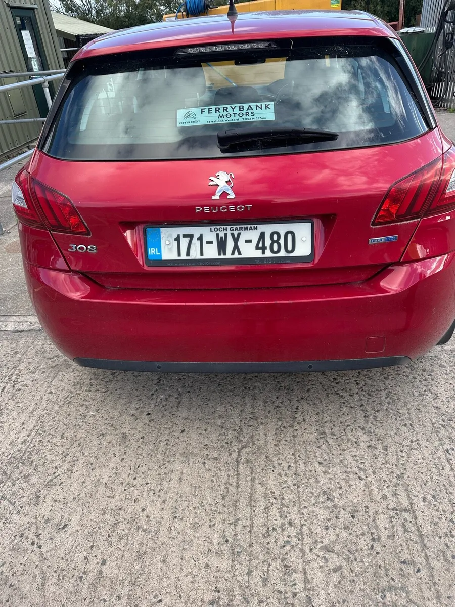 2017 Peugeot 308 diesel ( NOT DAMAGED) - Image 4