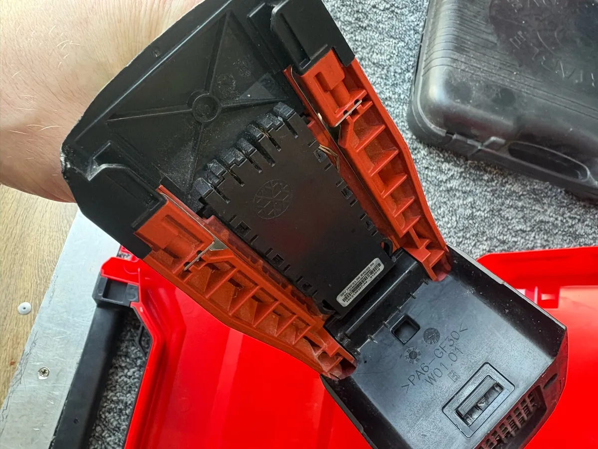 Hilti TE 30 Cordless 3 Mode Drill - Image 4