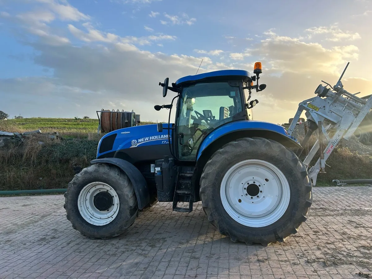 2014 Newholland t 7.210 - Image 2