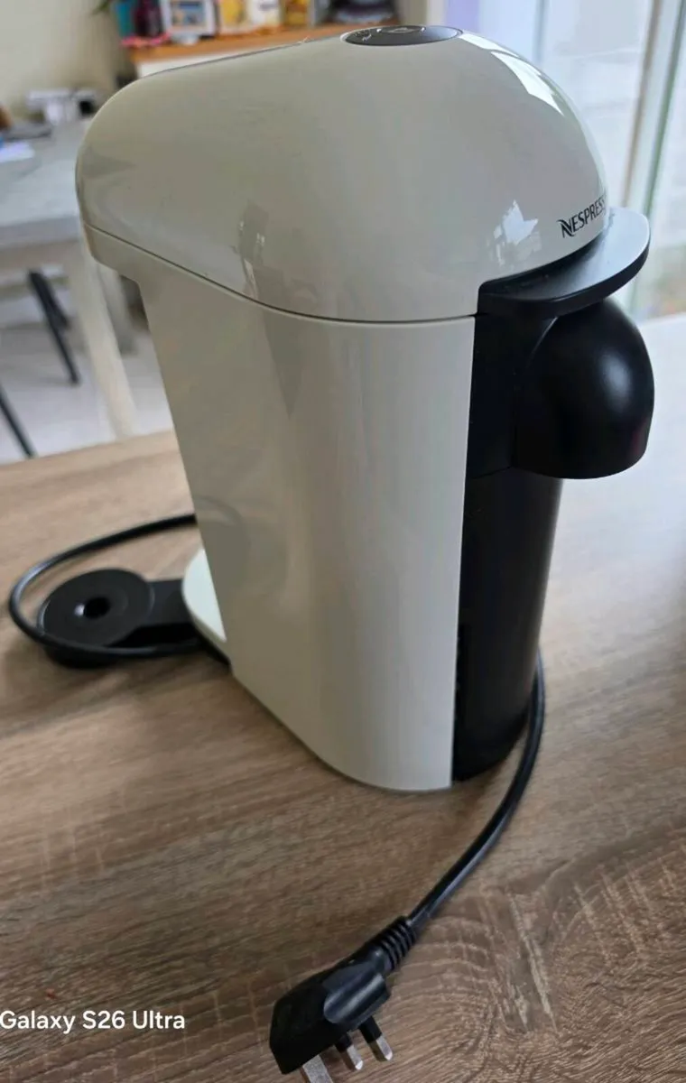 Nespresso Vertuo coffee set - Image 2