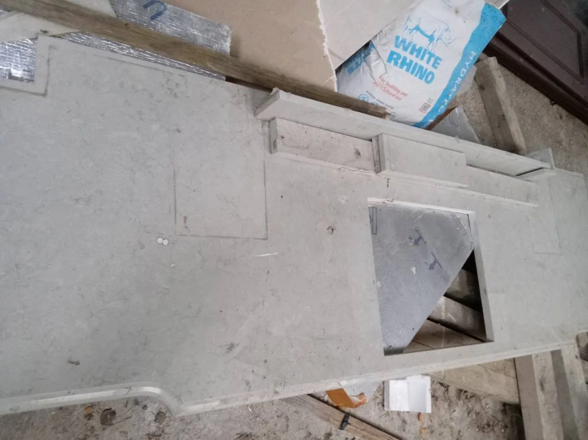QUARTZ Countertop - Image 1