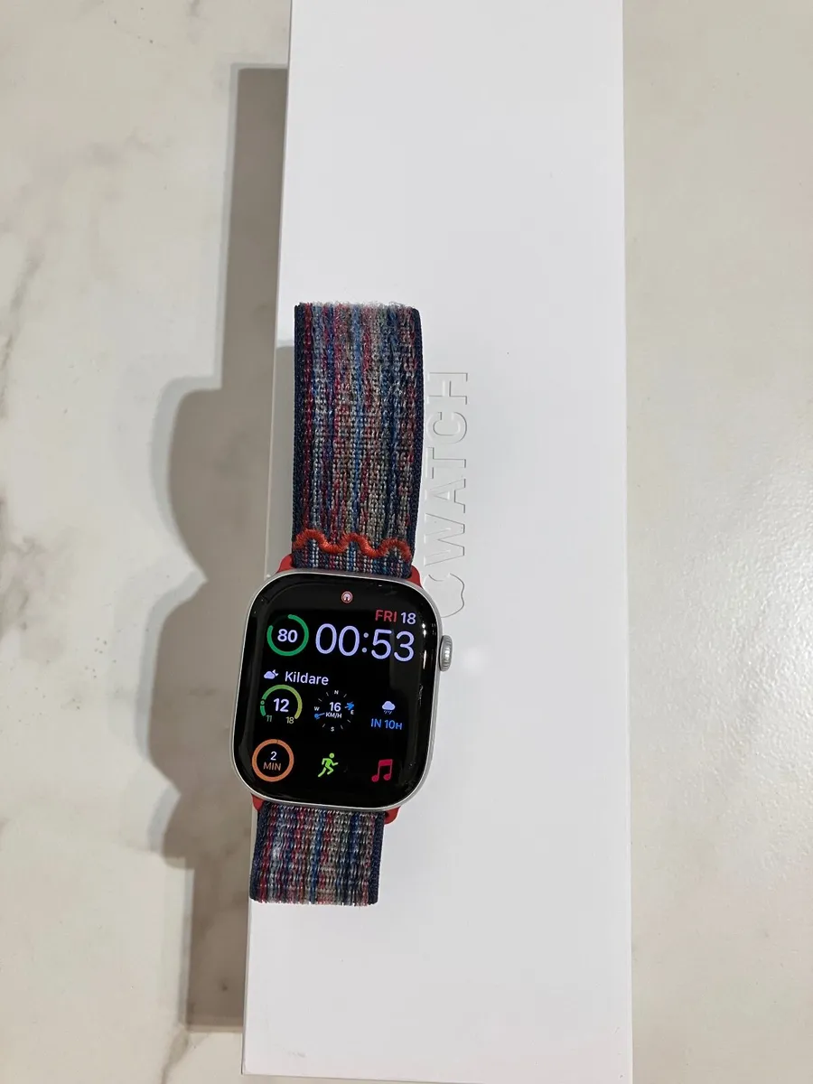 Apple Watch Series 10 Silver 46mm - Image 1