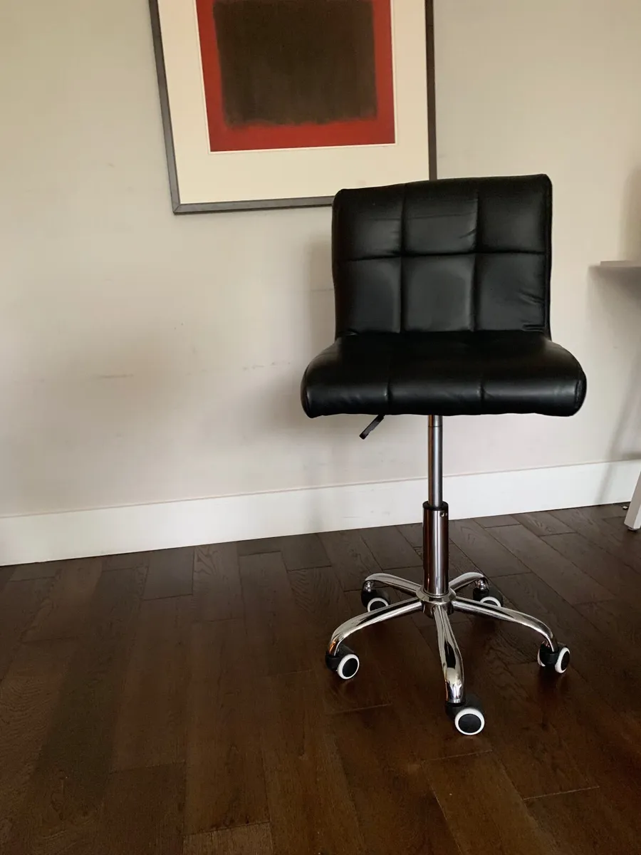 Office swivel chair - Image 2