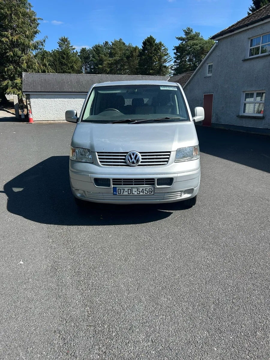 Vw 9 seater bus - Image 1
