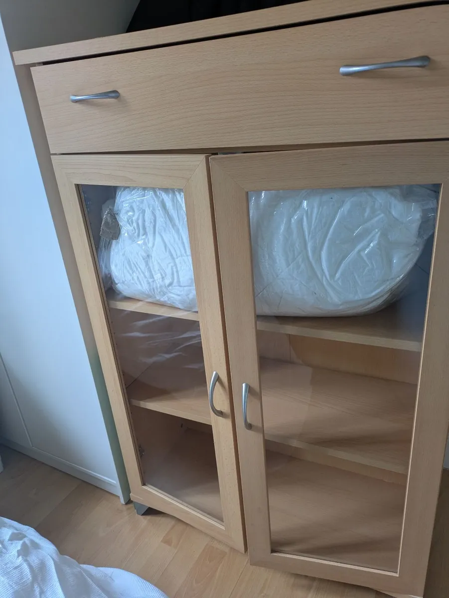 Cabinet - Image 2