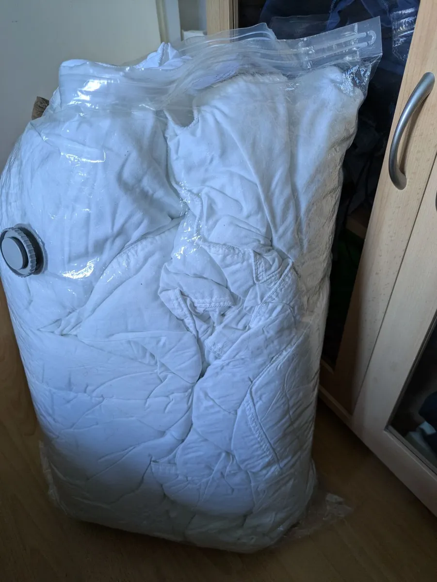 Duvet - Image 2