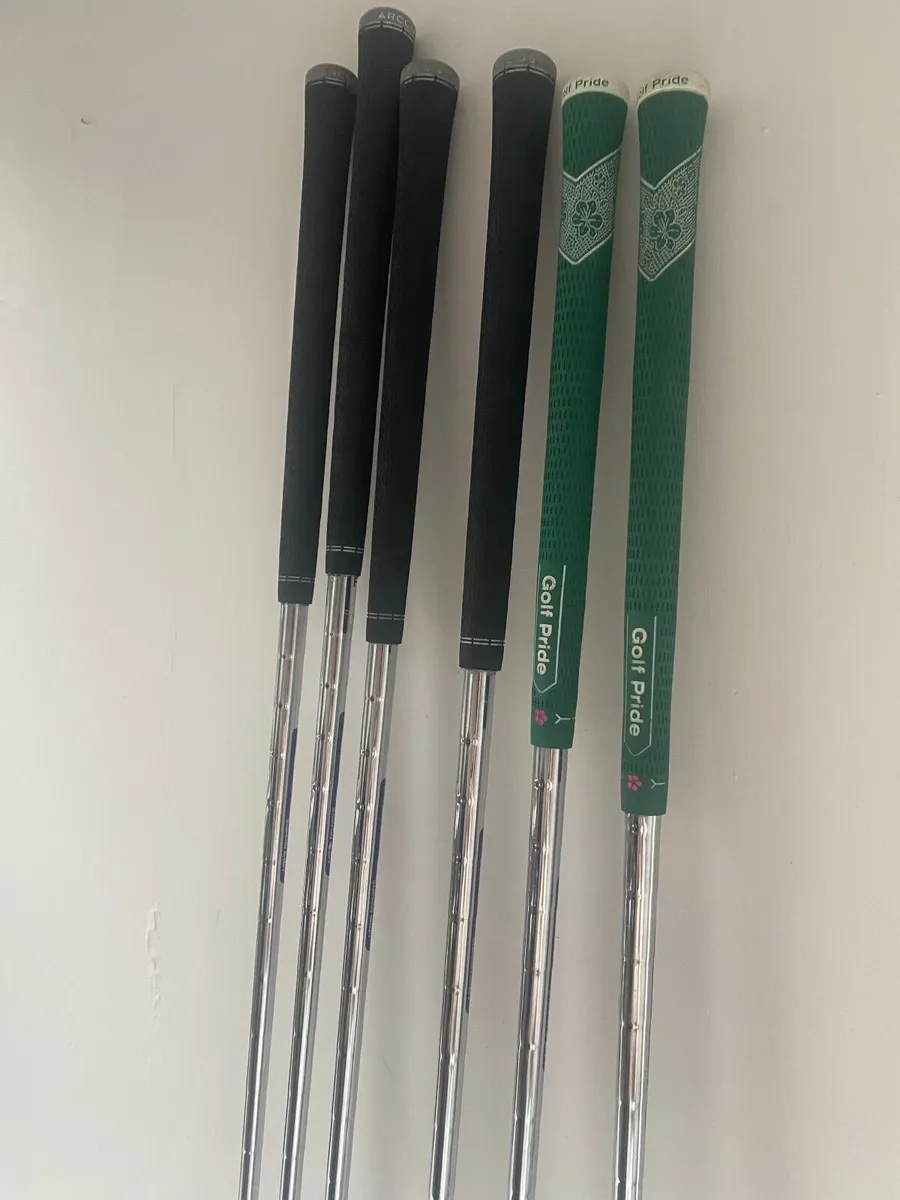 Golf Clubs - Image 3
