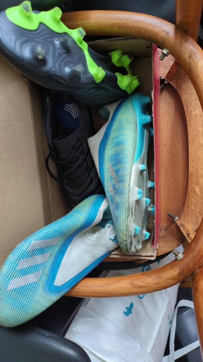 Soccer boots - Image 1