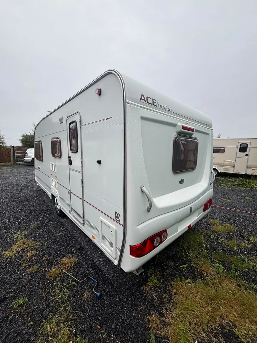 MINT Ace Jubilee 4/5 Berth Caravan For Sale - Image 3