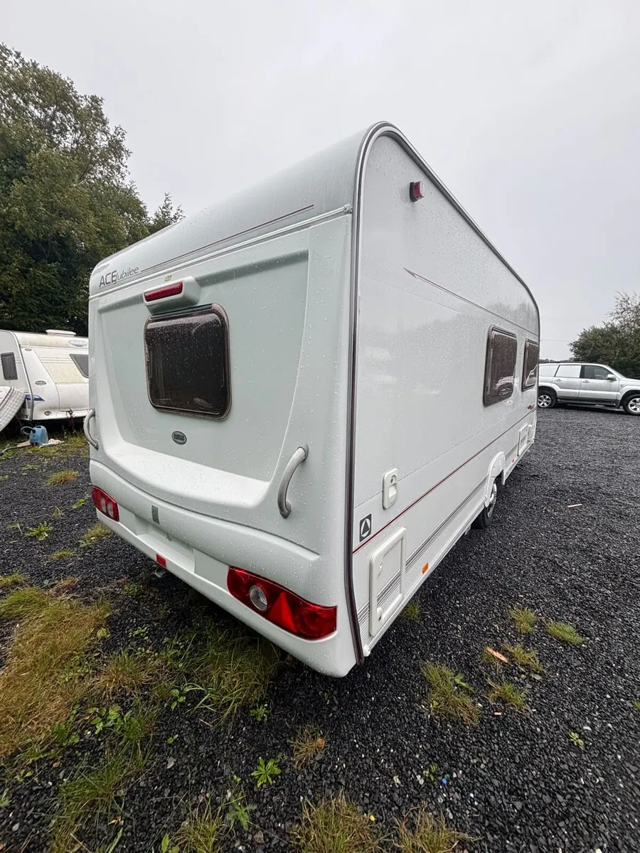 MINT Ace Jubilee 4/5 Berth Caravan For Sale - Image 4