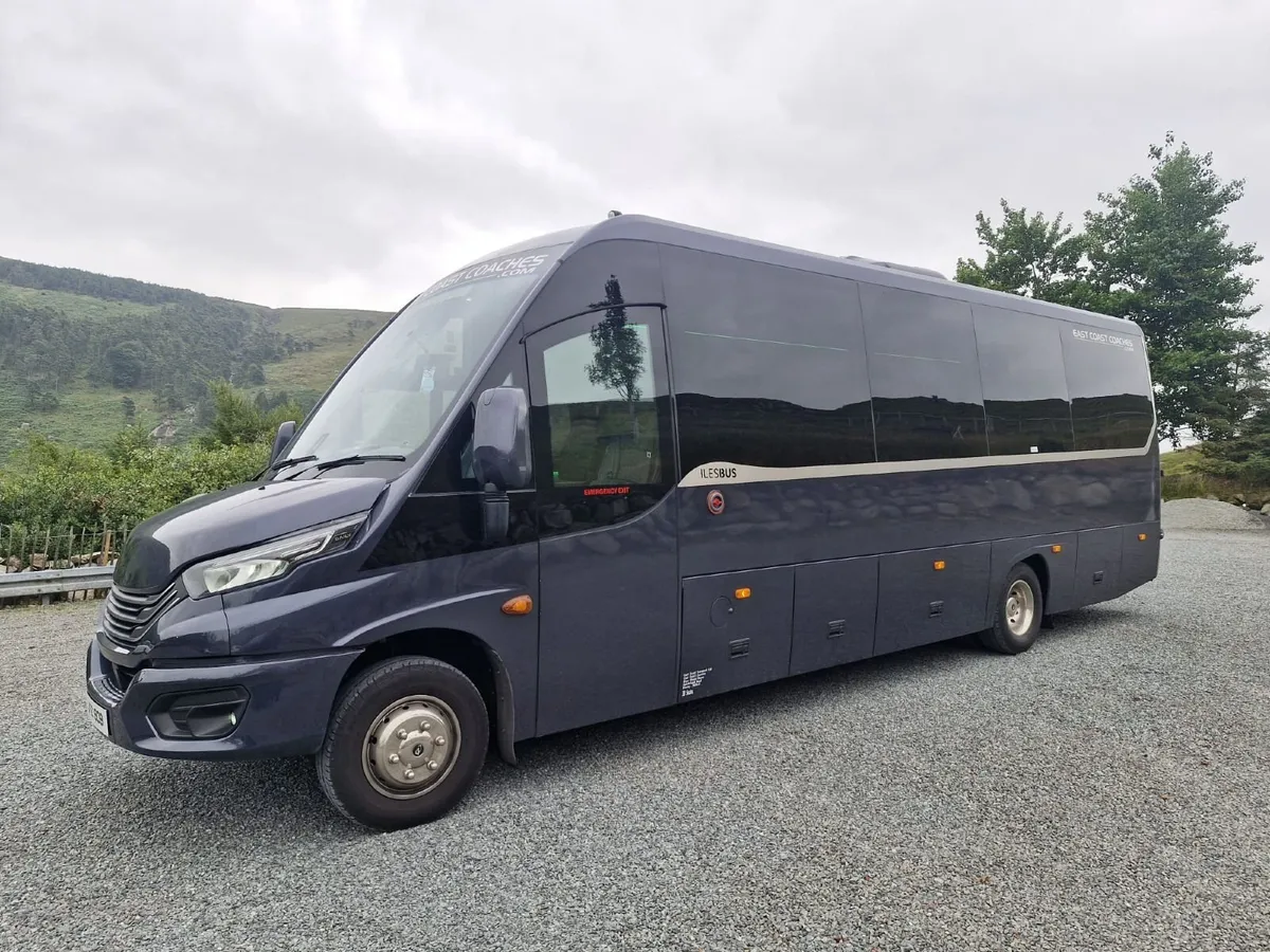 Iveco 33 Seater Midi Coach - Image 4
