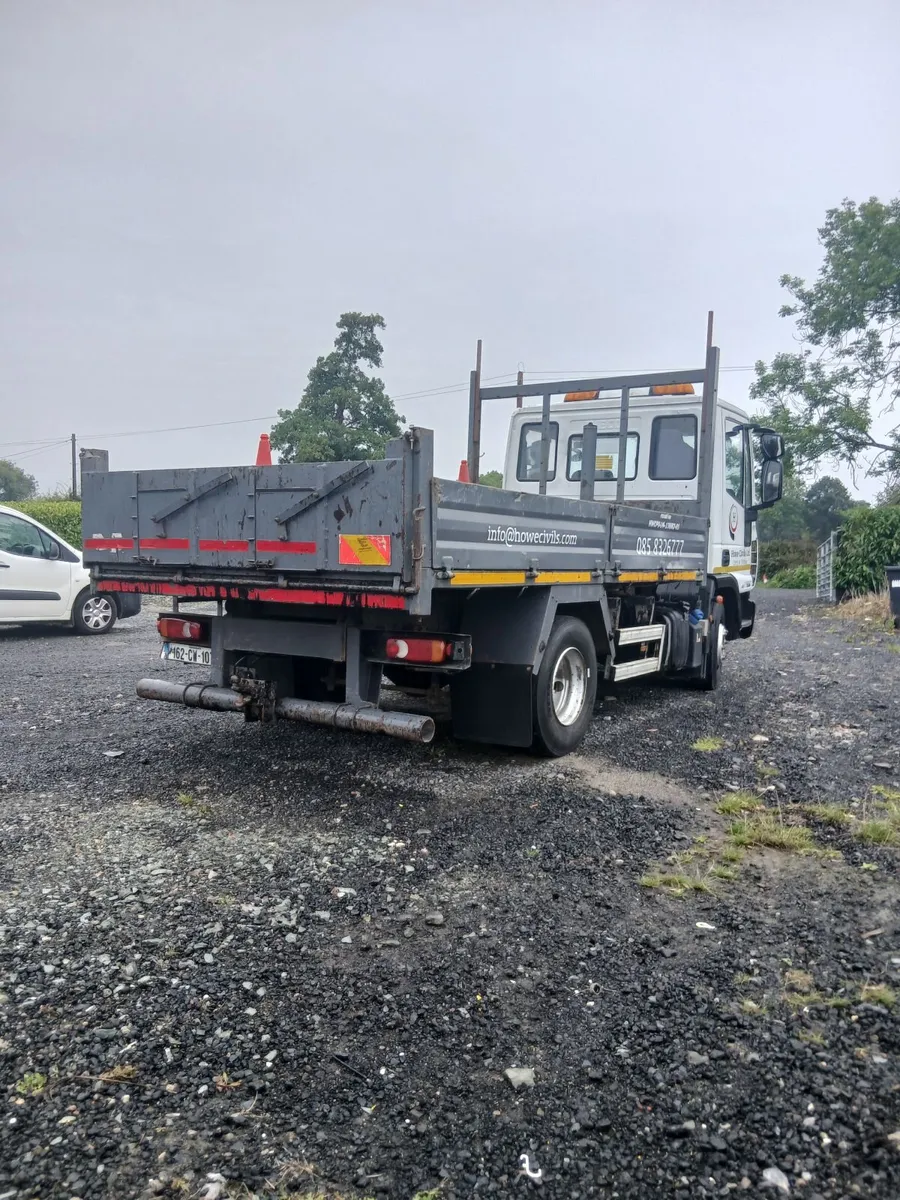 2016 Iveco 7.5 Tonne Tipper Truck, New DOE 09/27 - Image 2