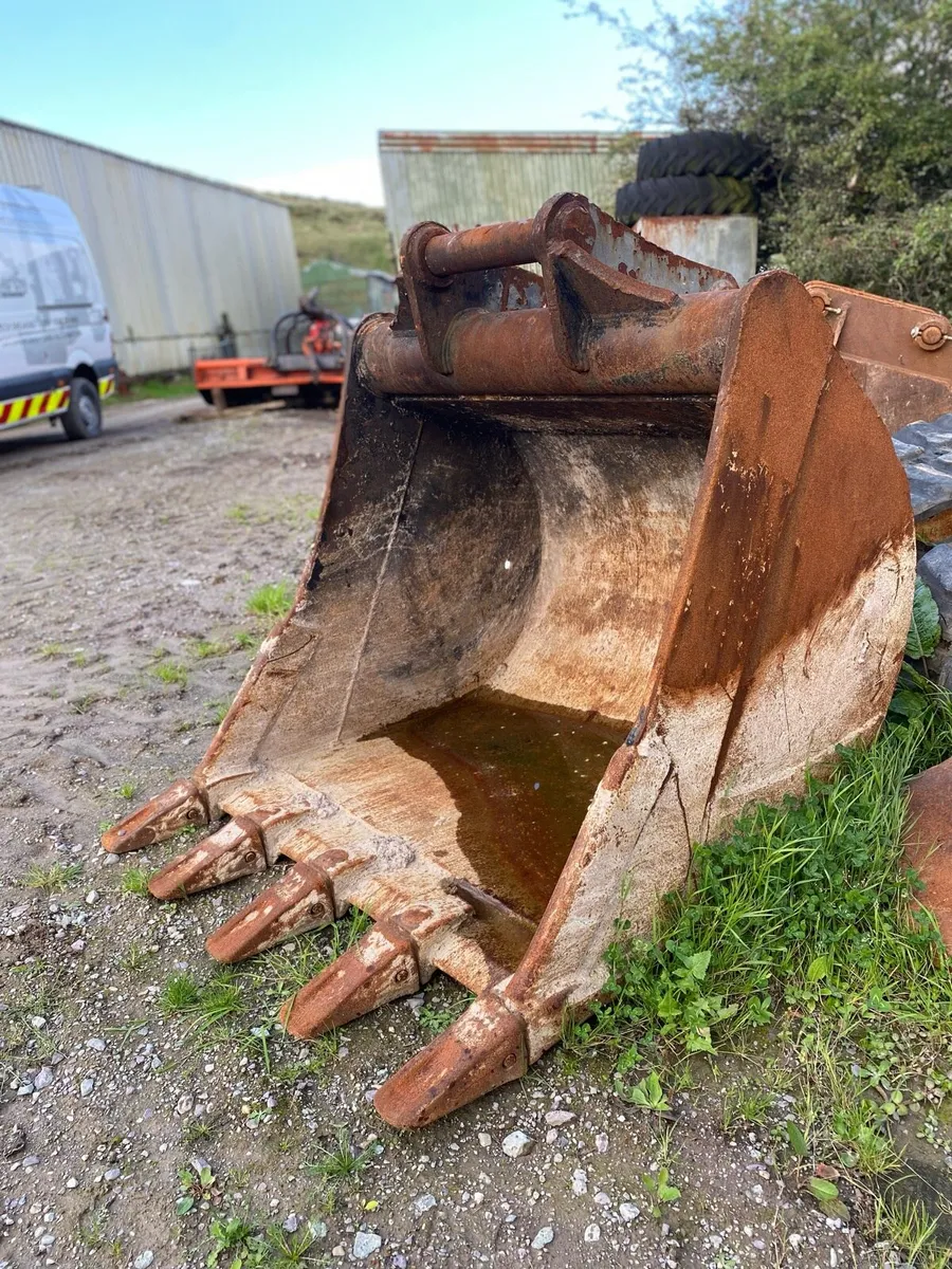 80mm loading bucket like new - Image 4