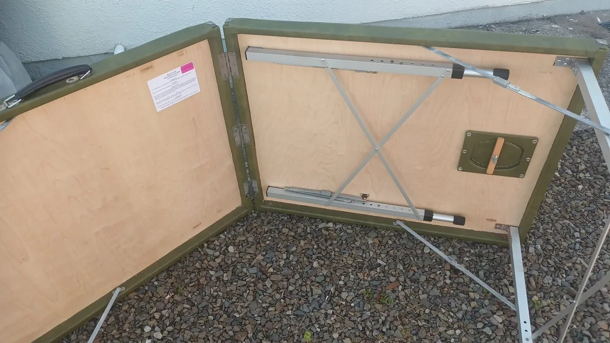 Massage table - Image 3