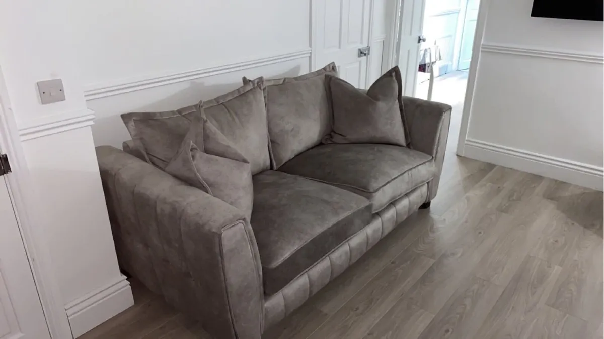 Sofa - Image 2