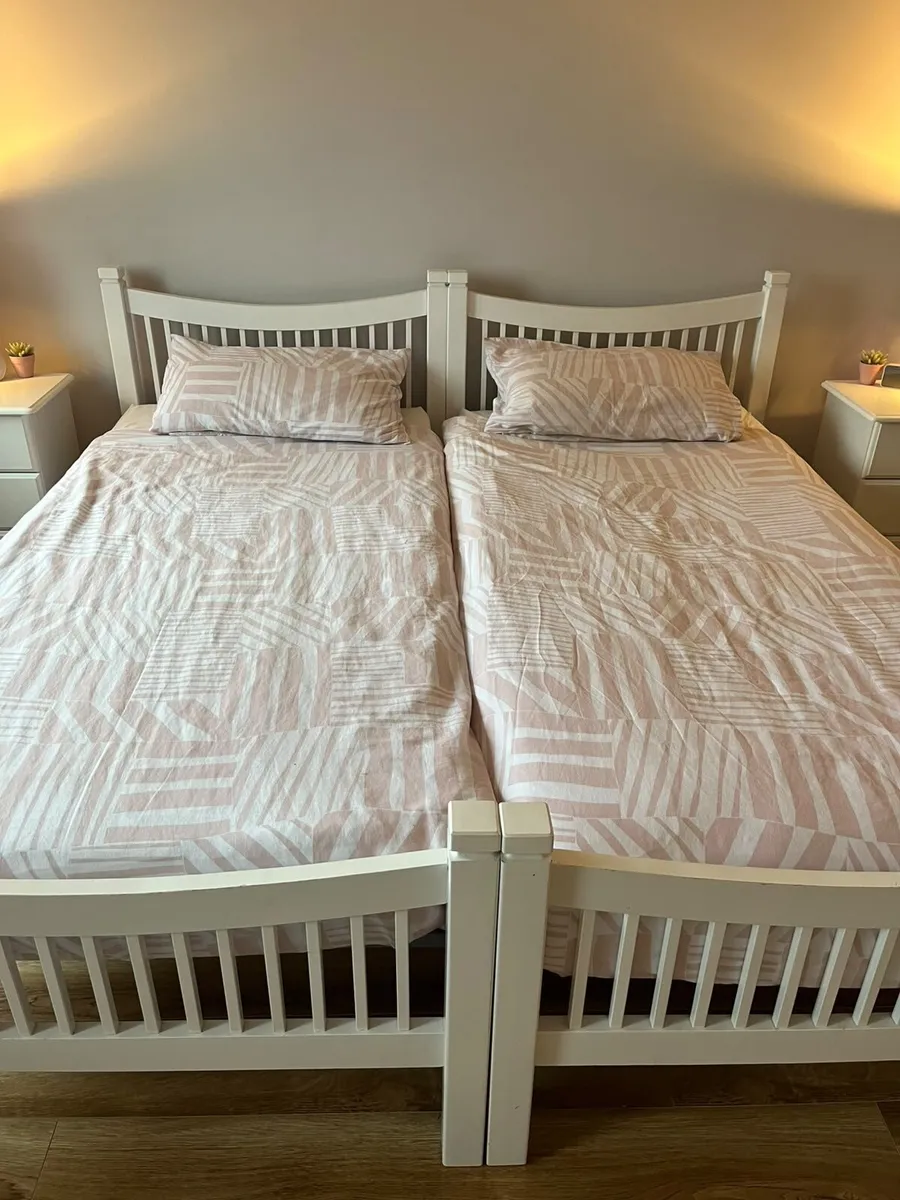 Single Beds - Image 2
