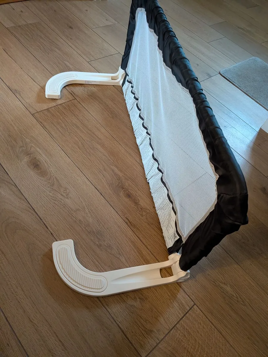 Guard rail frame kids bed - Image 2