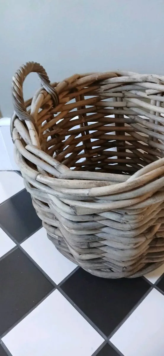 Large Thick Woven Rattan Basket - Image 2
