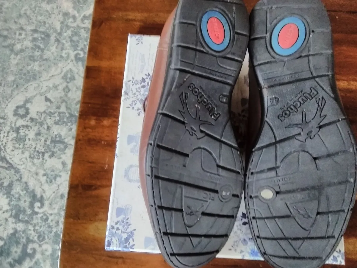 Mens shoes - Image 2