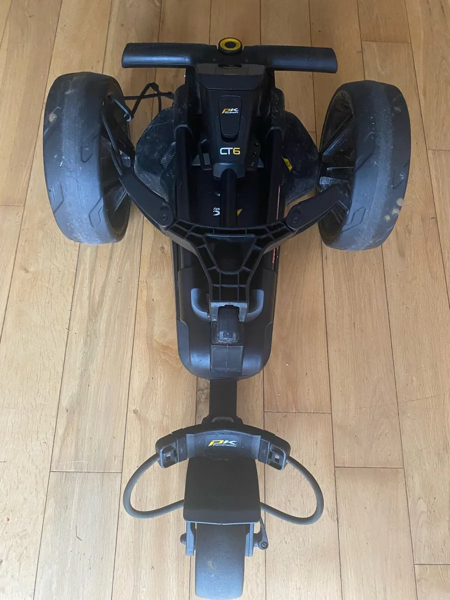 Powercaddy FX1 Electric Trolly - Image 1
