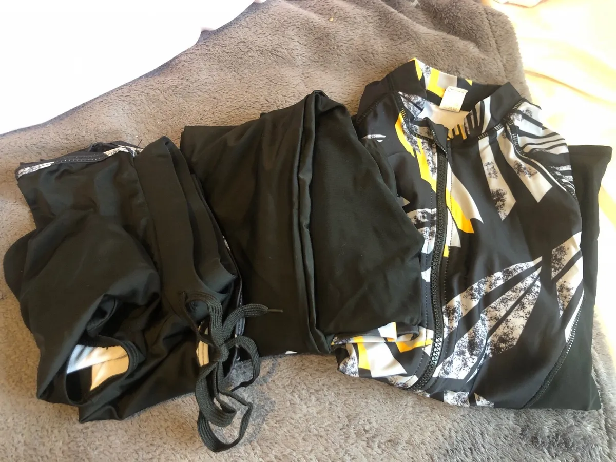 Women Fitness Diving Surfing swimming suit sizeM - Image 2