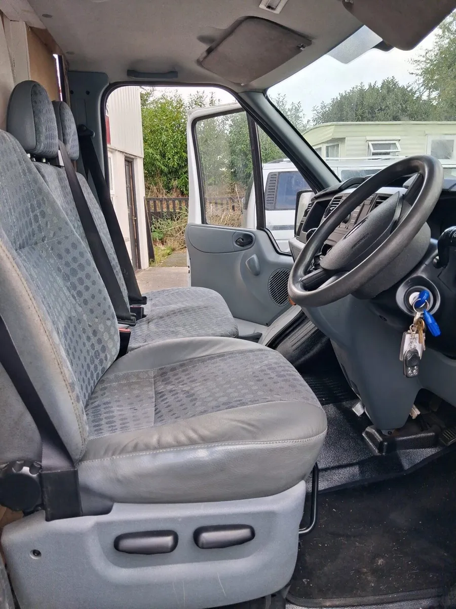 07 ford transit converted camper - Image 3