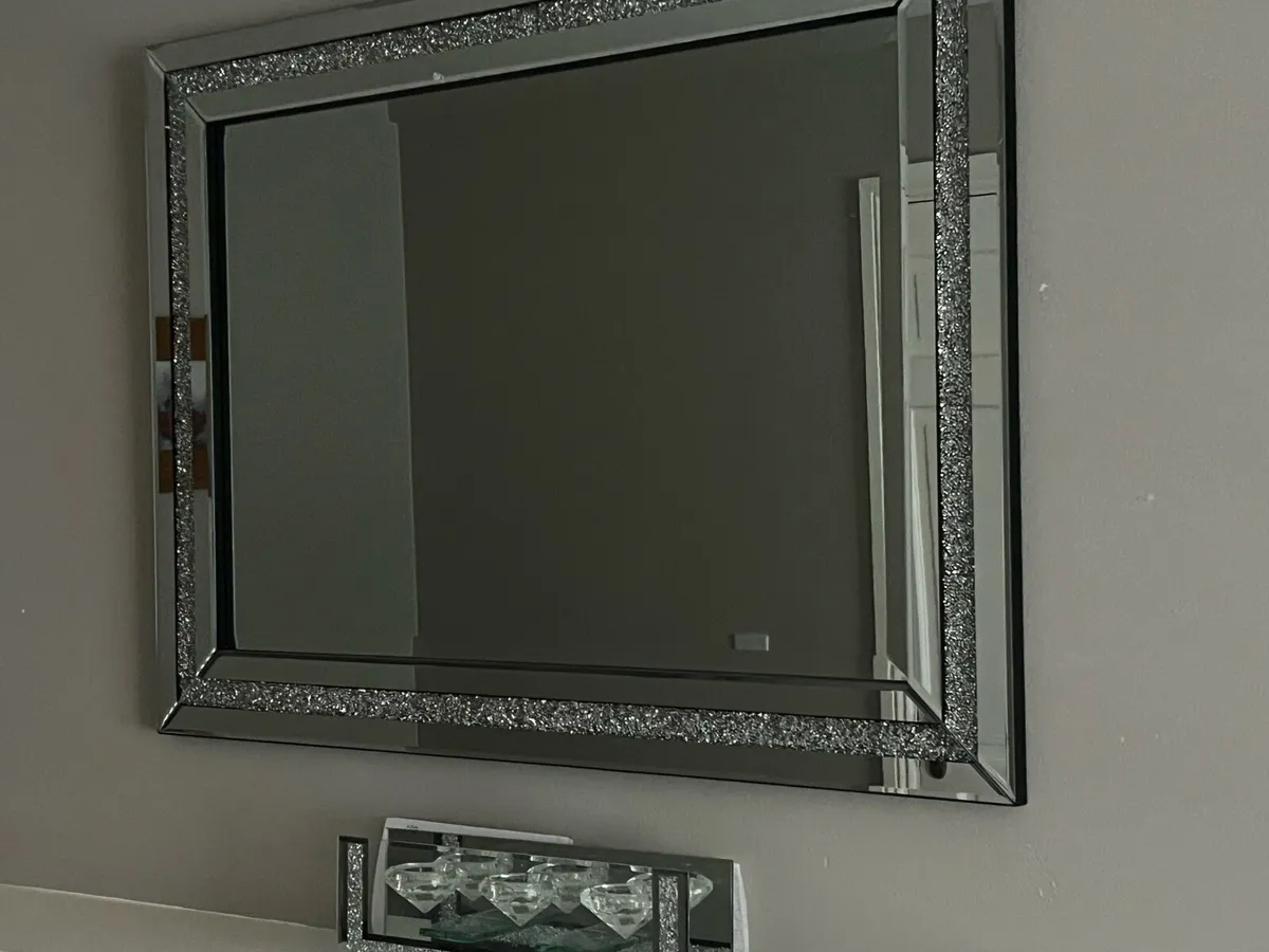Mirror - Image 1